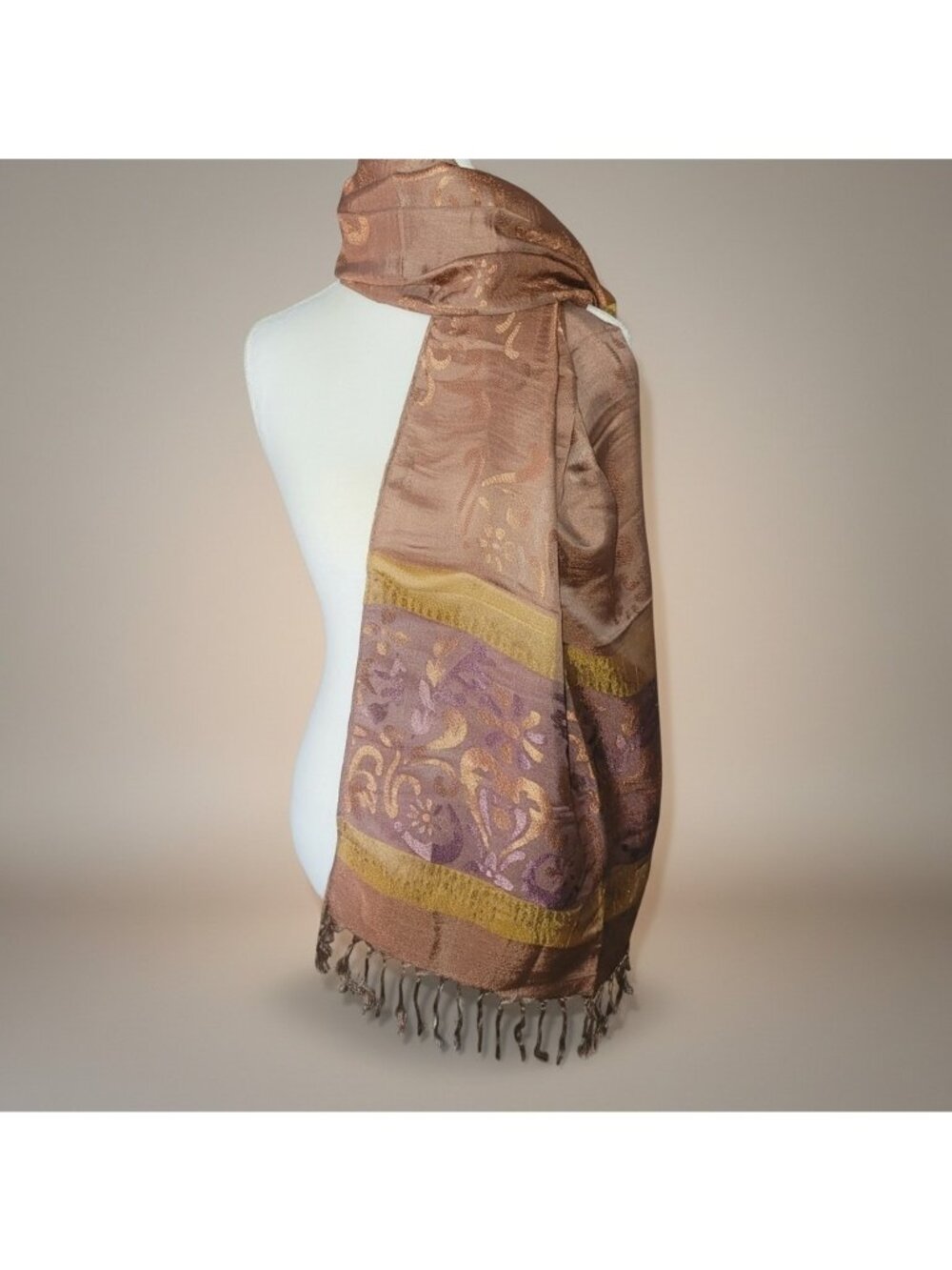 Yasmeen Silk Corporation Superior Quality Shawl & Rumal Made N India